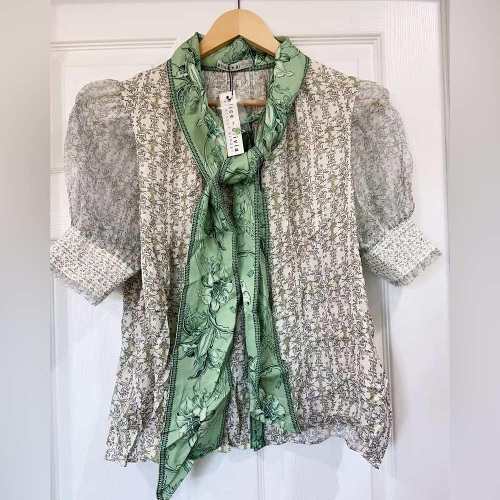 NWT $395 Alice + Olivia Brentley Tie Neck Puff Sleeve Blouse - Picture 5 of 8